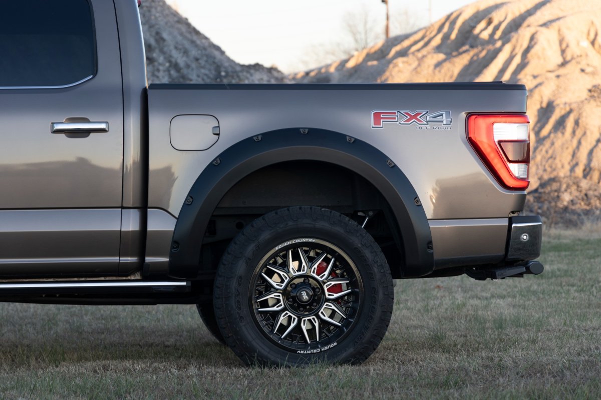 Ford F-150 Pocket Fender Flares - Rough Country - Rugged Riveted Style - E9 Argon Blue - '21-'26